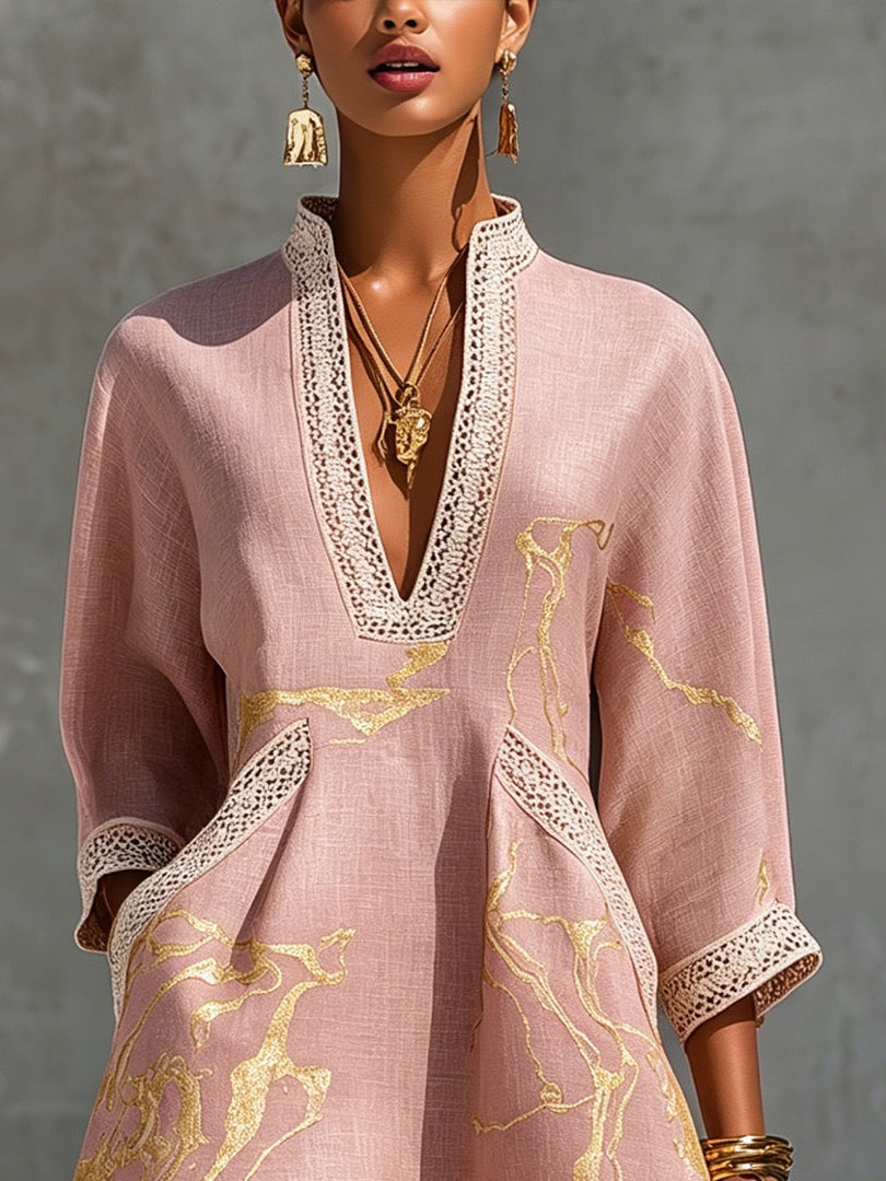 Aurore | Vestido corto rosa con estampado dorado y escote en V