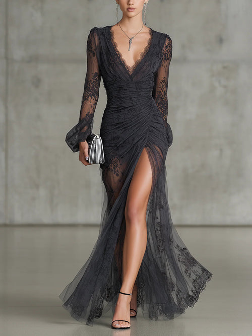 Tessa | Vestido largo de encaje con transparencias