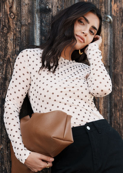 Julia | Camiseta de manga larga de rejilla de lunares · Beige