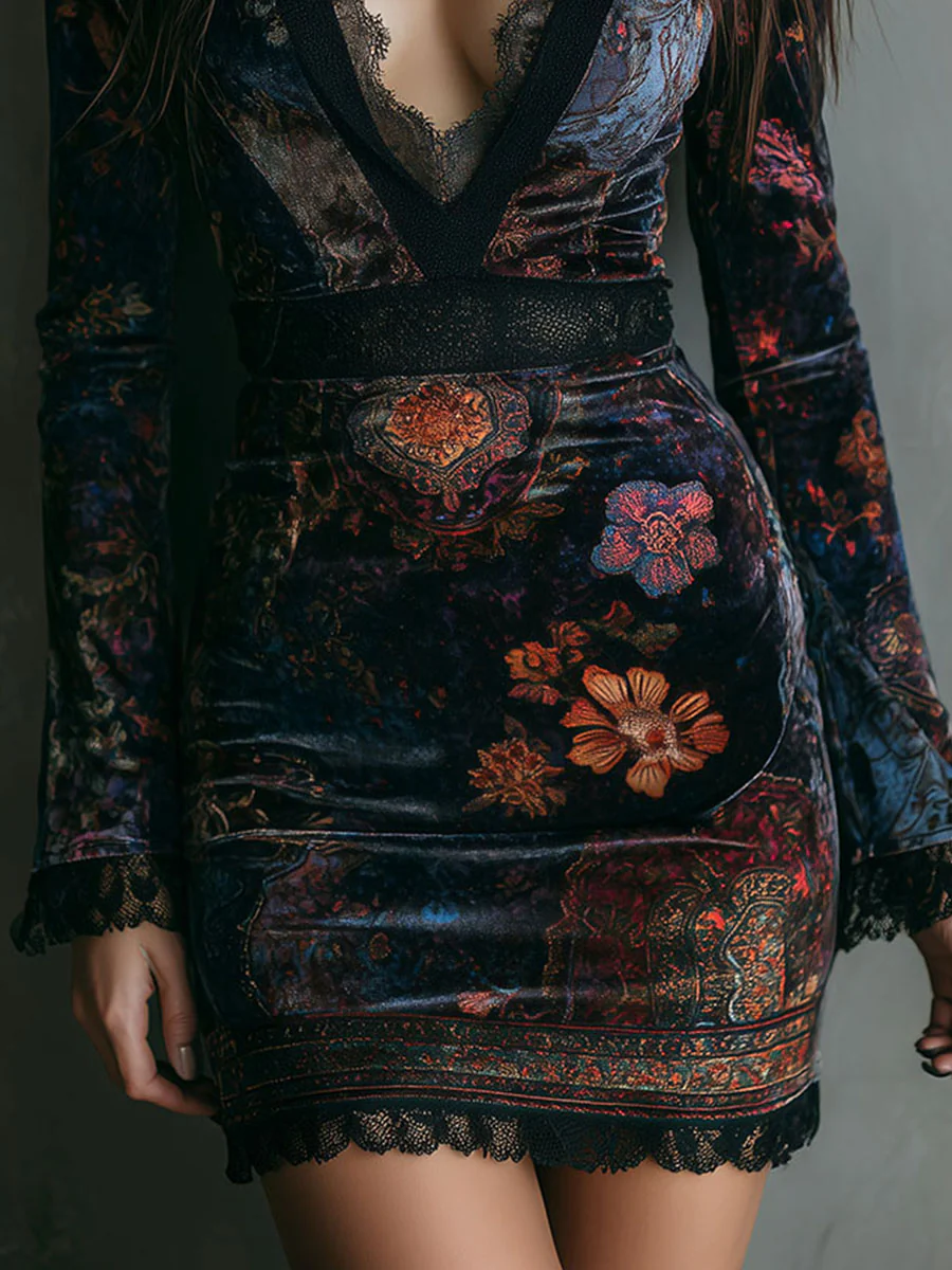Iris | Vestido corto ajustado de terciopelo con encaje y estampado floral