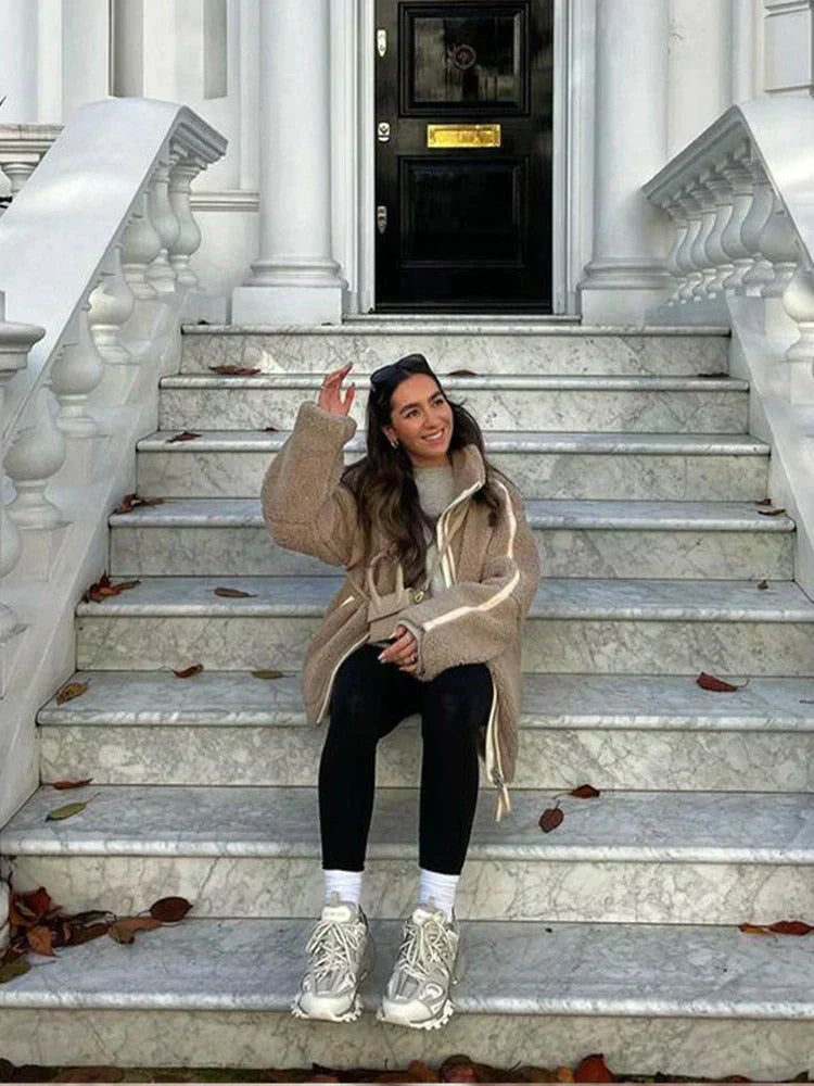Silvana | Chaqueta Teddy Oversize de Cuello Alto