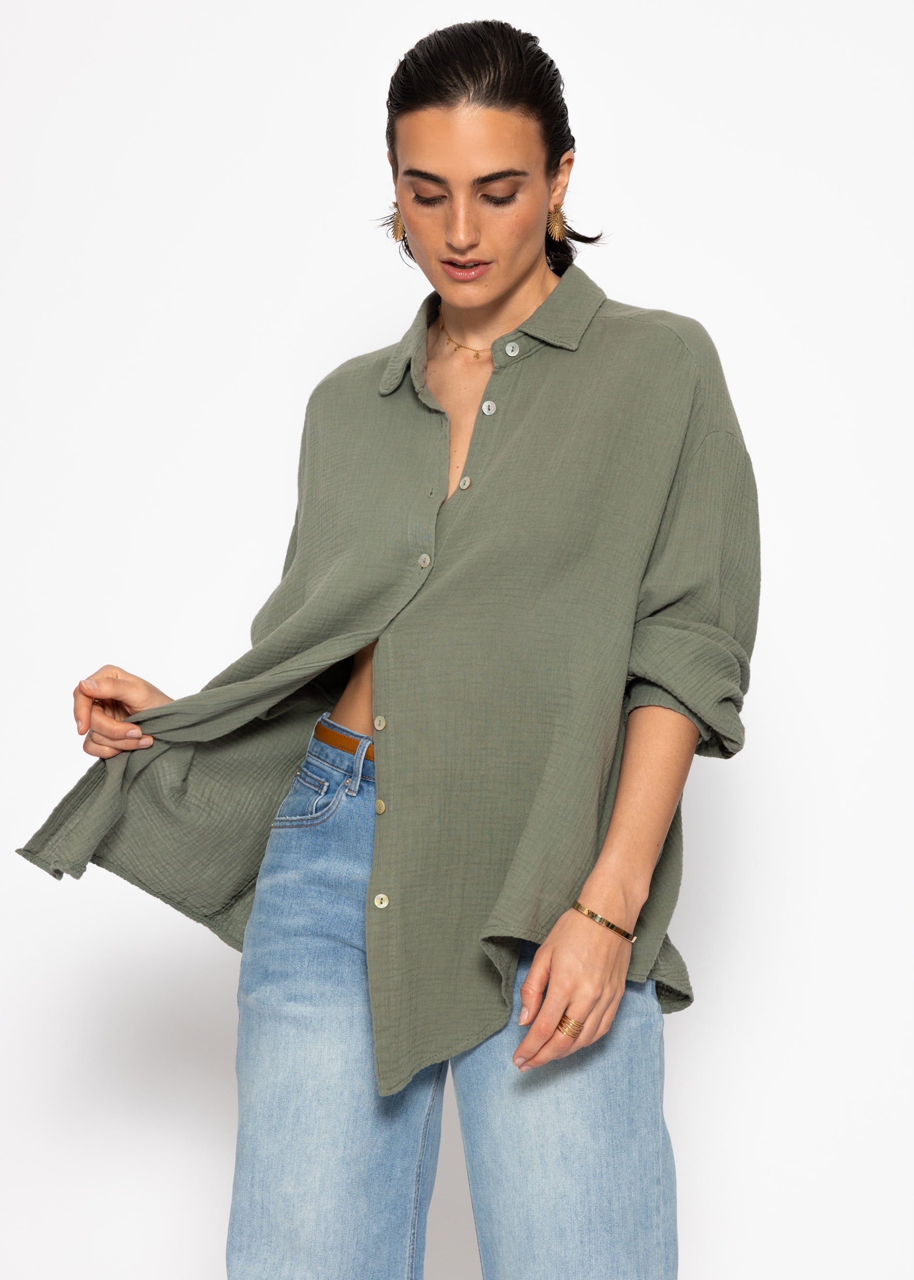 Emma | Blusa oversize de muselina · Caqui