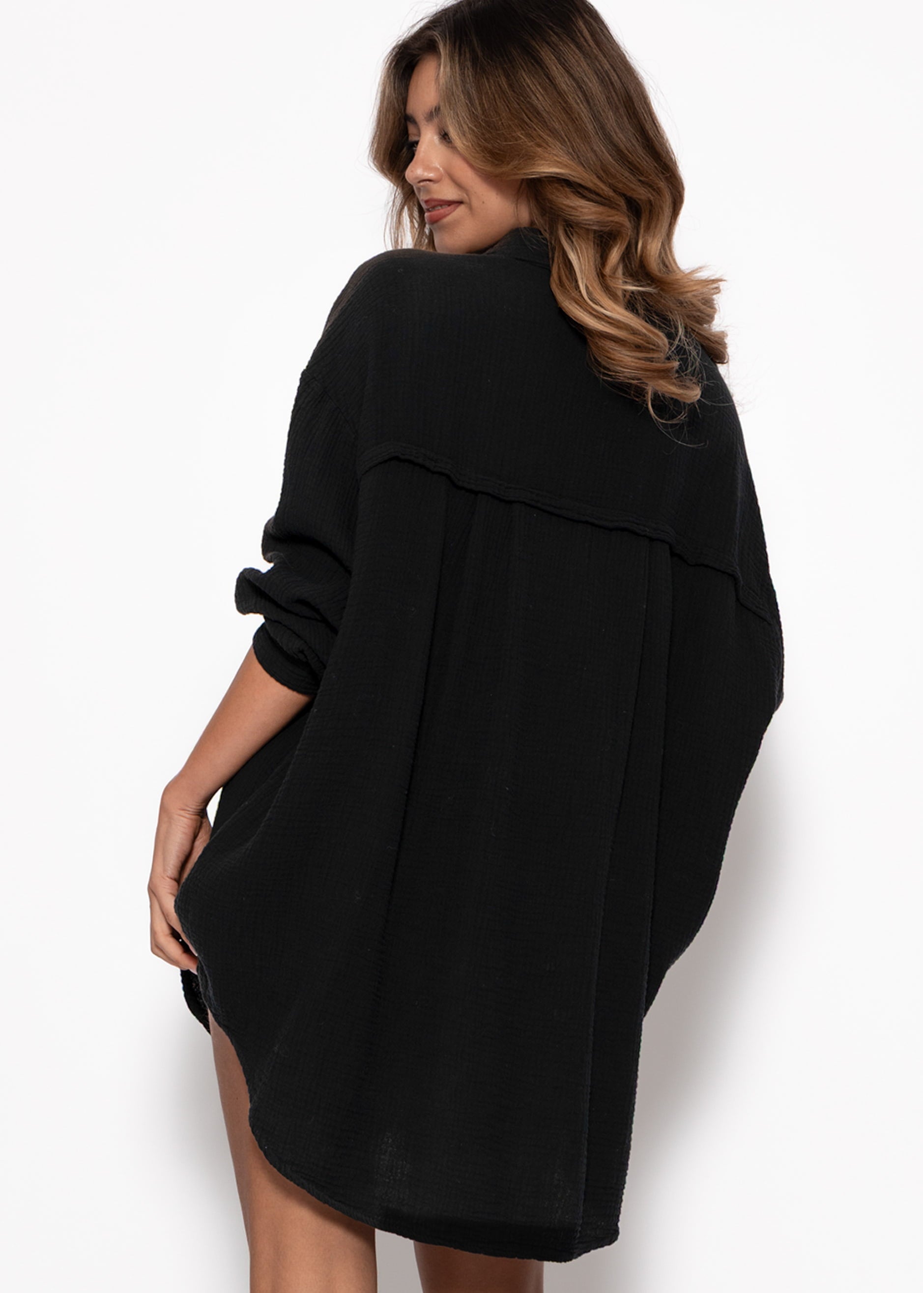 Marta | Blusa oversize de muselina · Negro