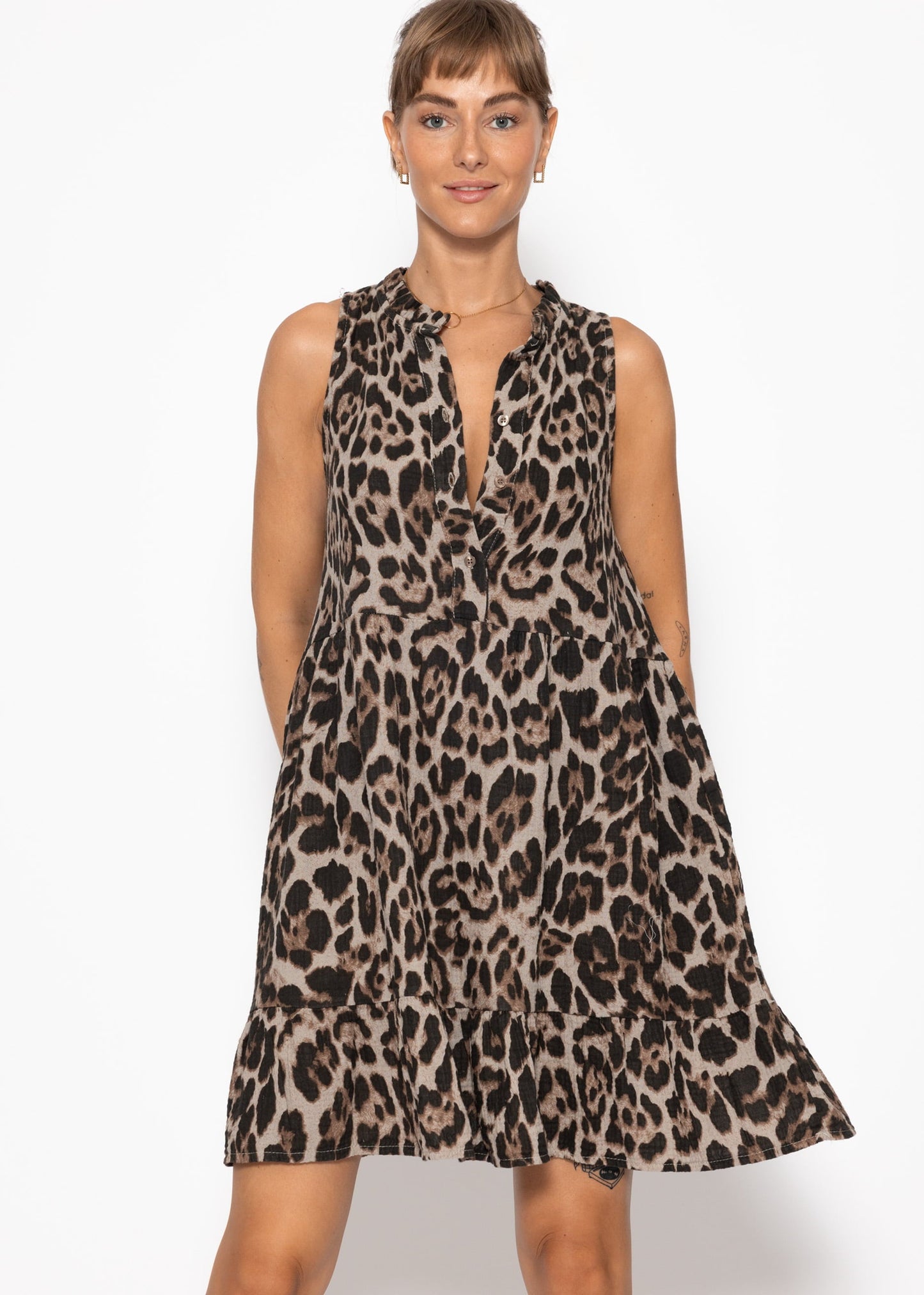 Paloma | Vestido de muselina estampado leopardo · Gris