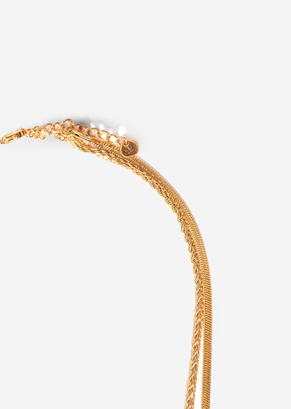 Agnes | Collar · Dorado