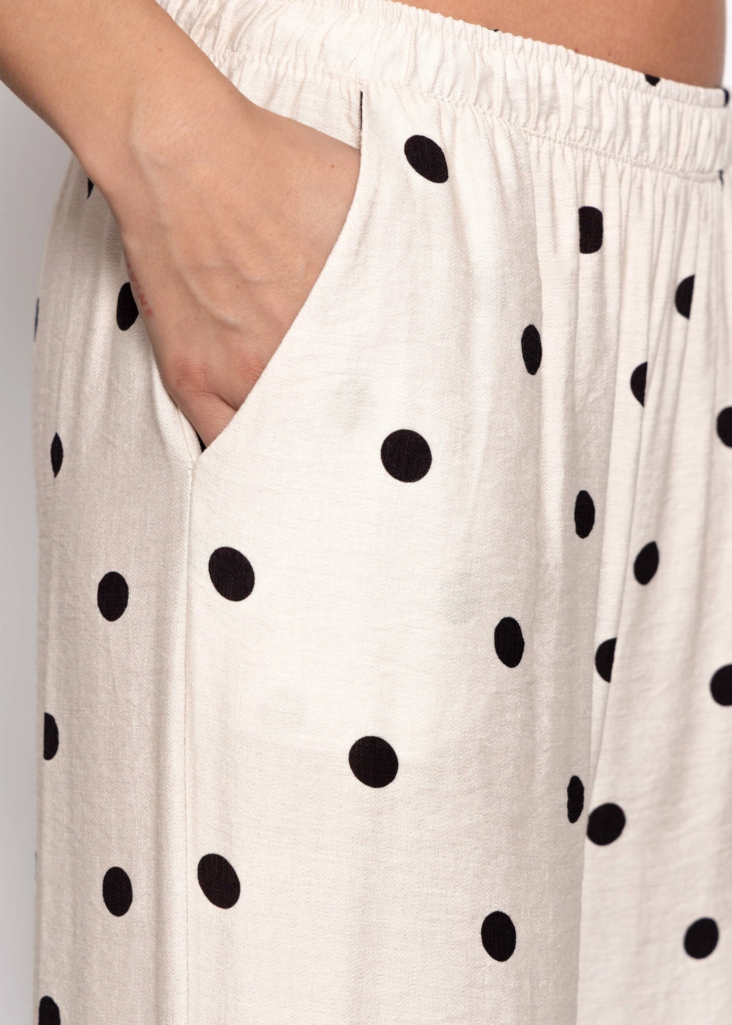 Rocío | Pantalón de pernera ancha de lunares · Blanco roto
