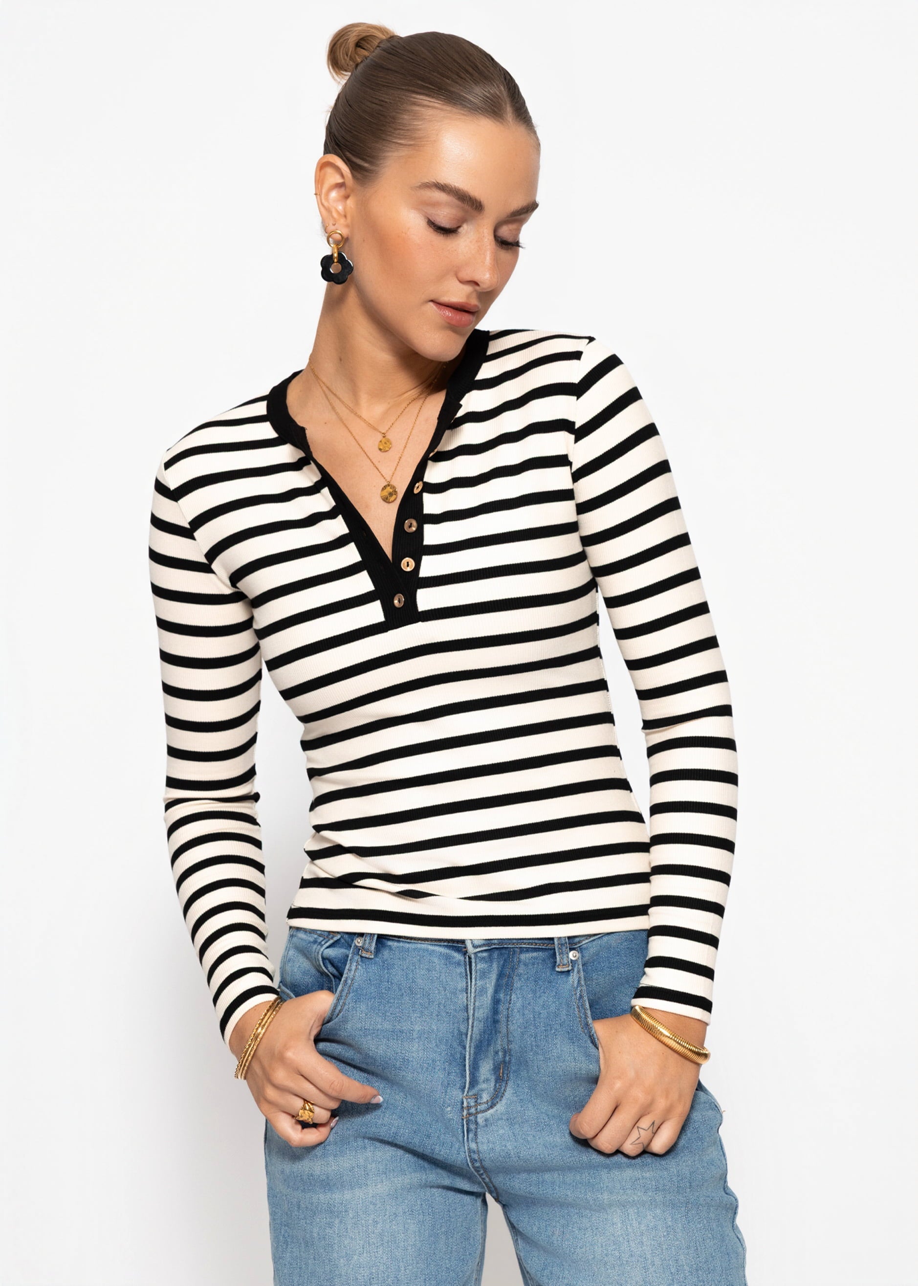 Adela | Camiseta de manga larga a rayas · Negro y blanco