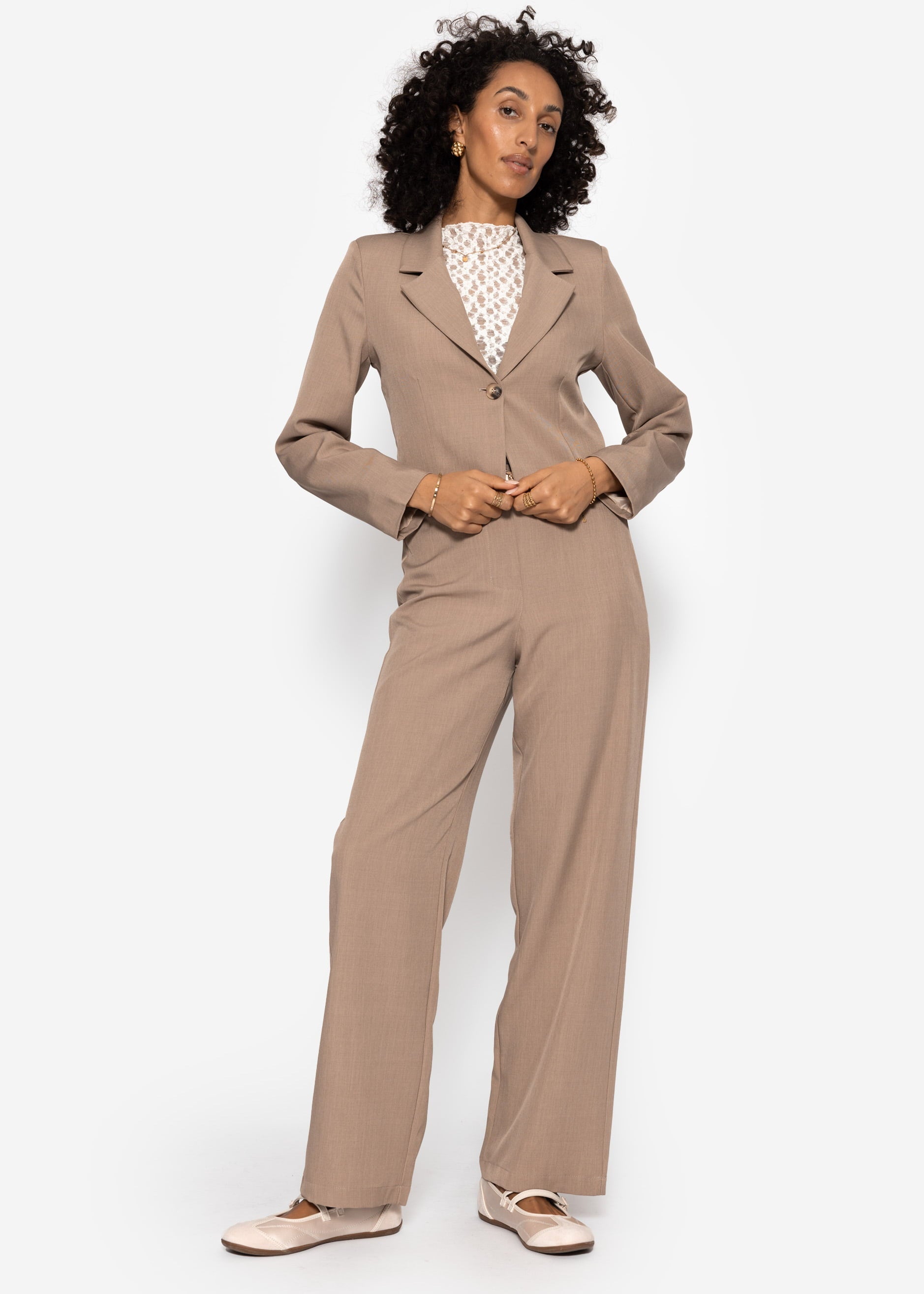 Lucila | Pantalón de talle alto · Beige oscuro