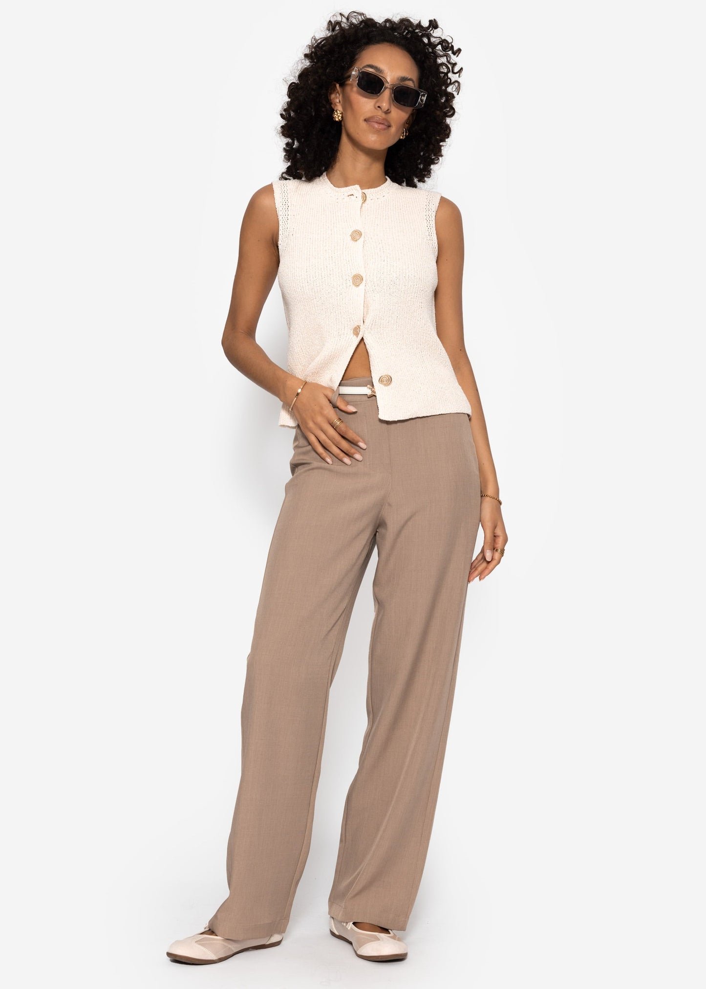 Lucila | Pantalón de talle alto · Beige oscuro