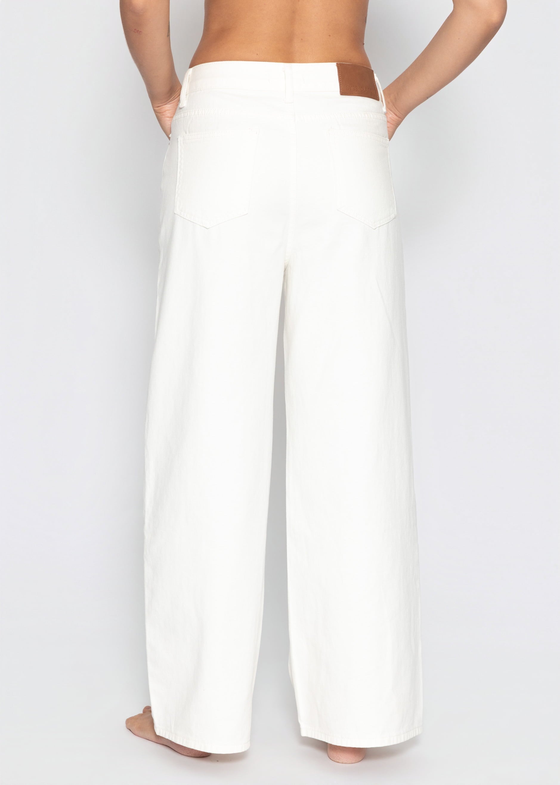 Miranda | Vaqueros de talle alto de pernera ancha · Blanco roto
