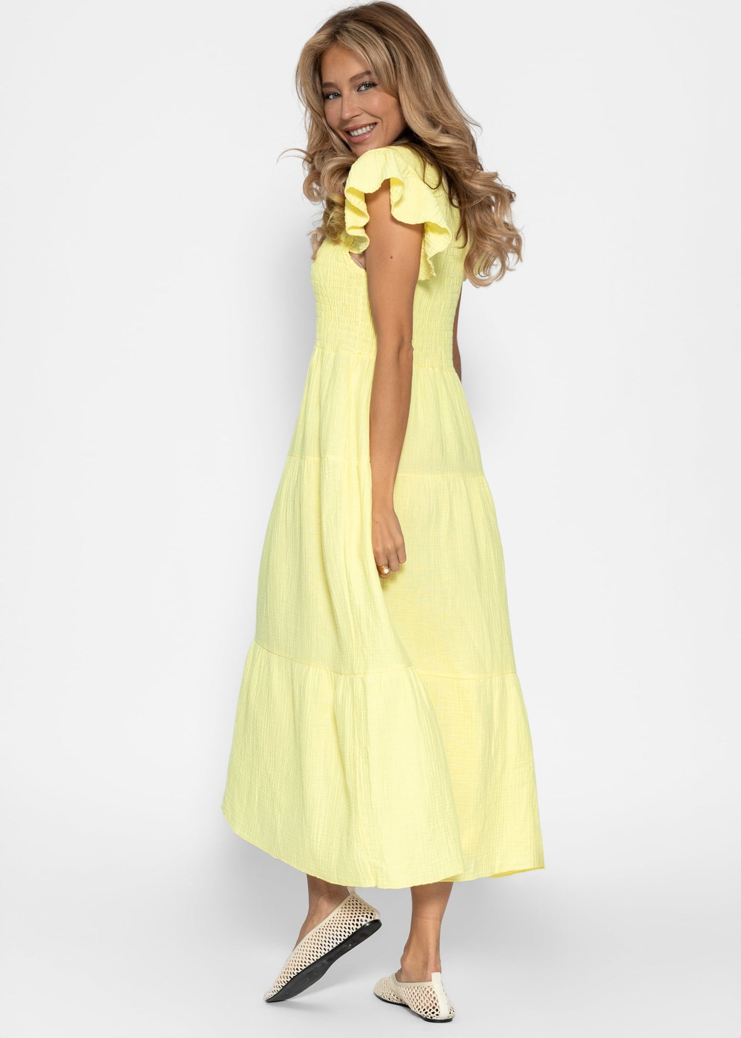 Amara | Vestido largo de muselina · Amarillo mantequilla