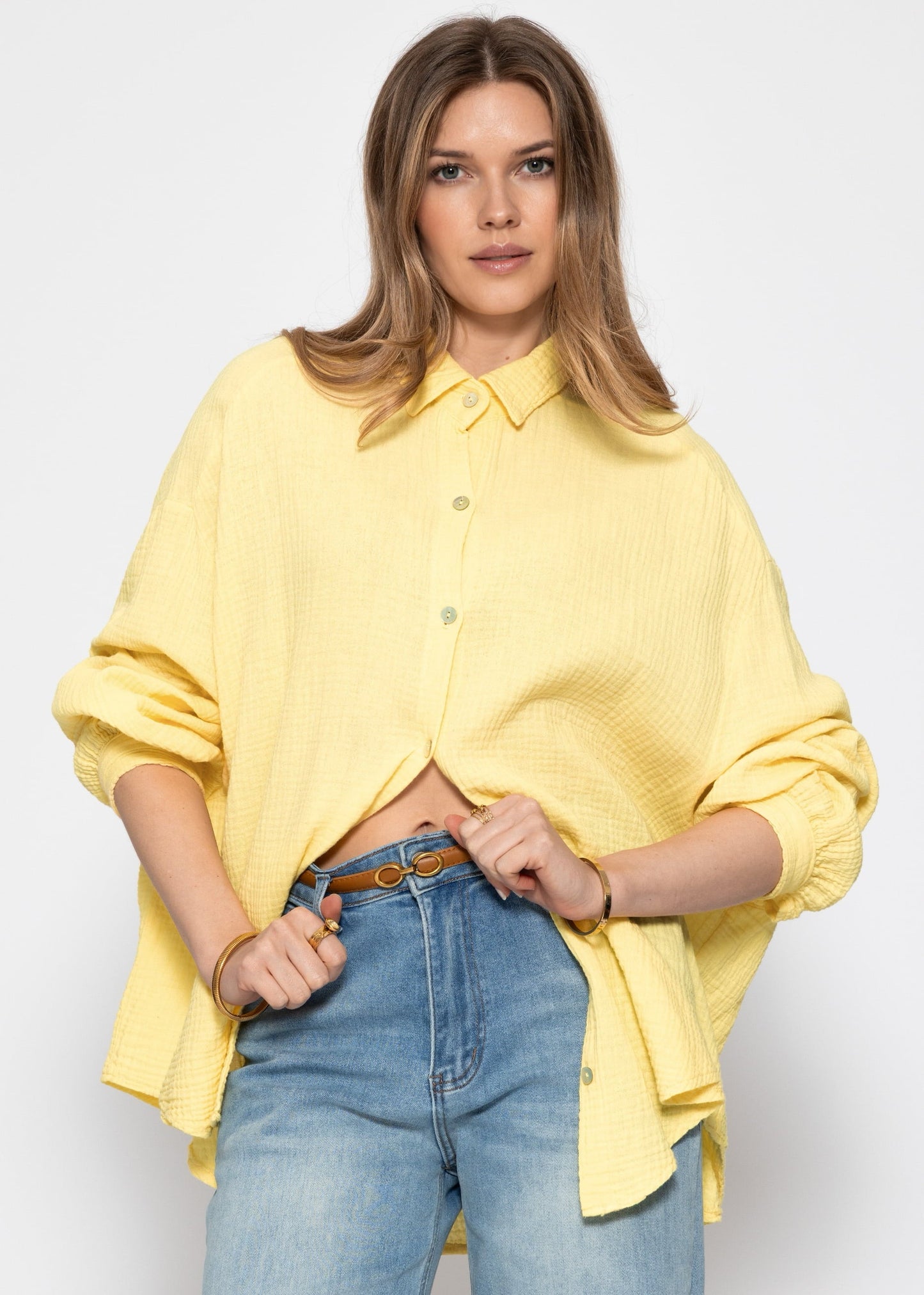 Emma | Blusa oversize de muselina · Amarillo