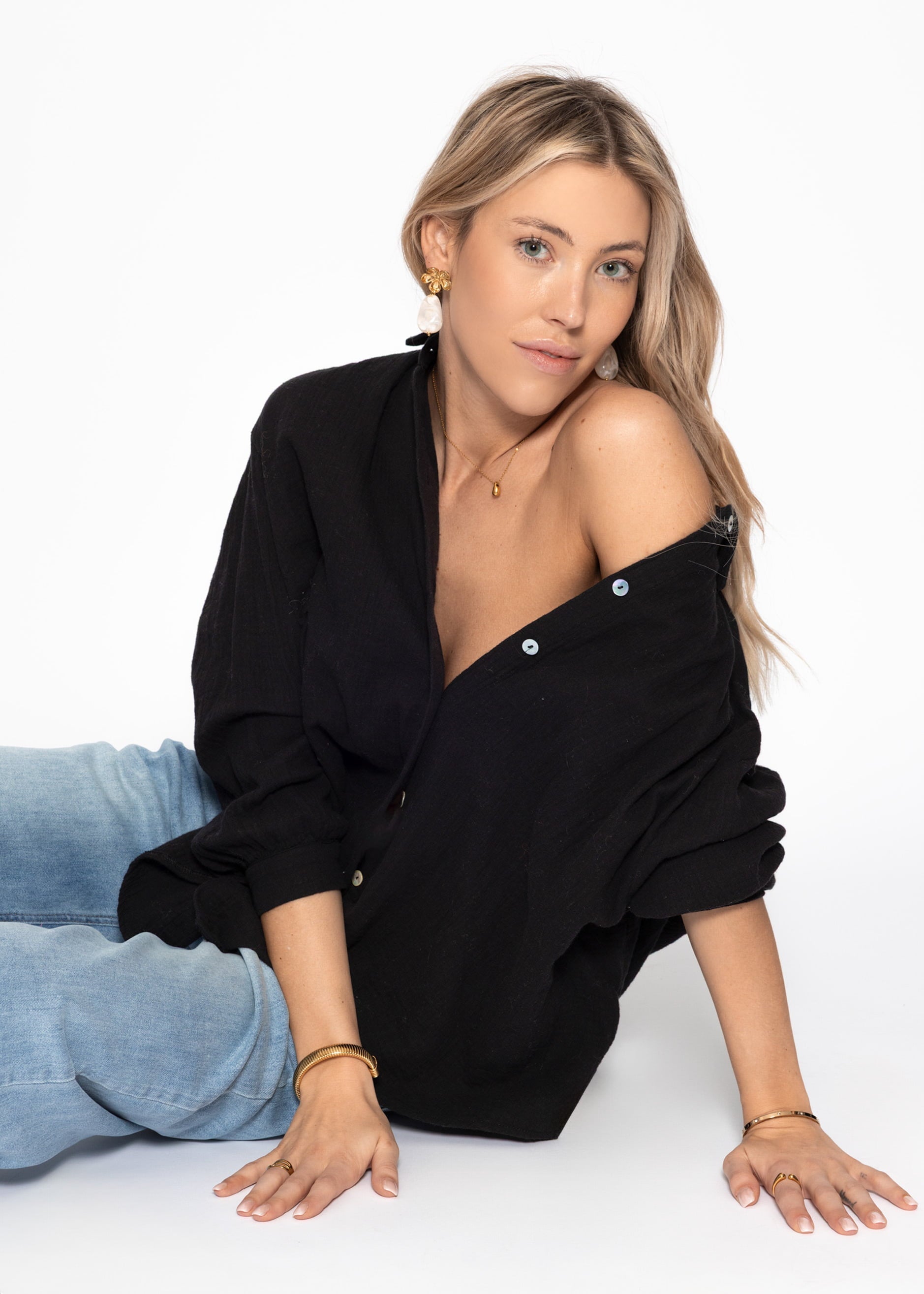 Emma | Blusa oversize de muselina · Negro
