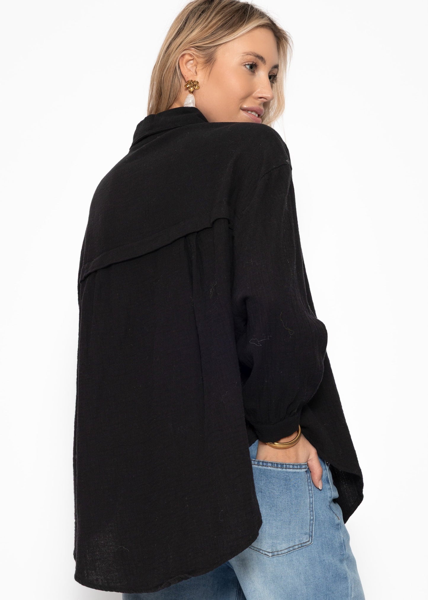 Emma | Blusa oversize de muselina · Negro