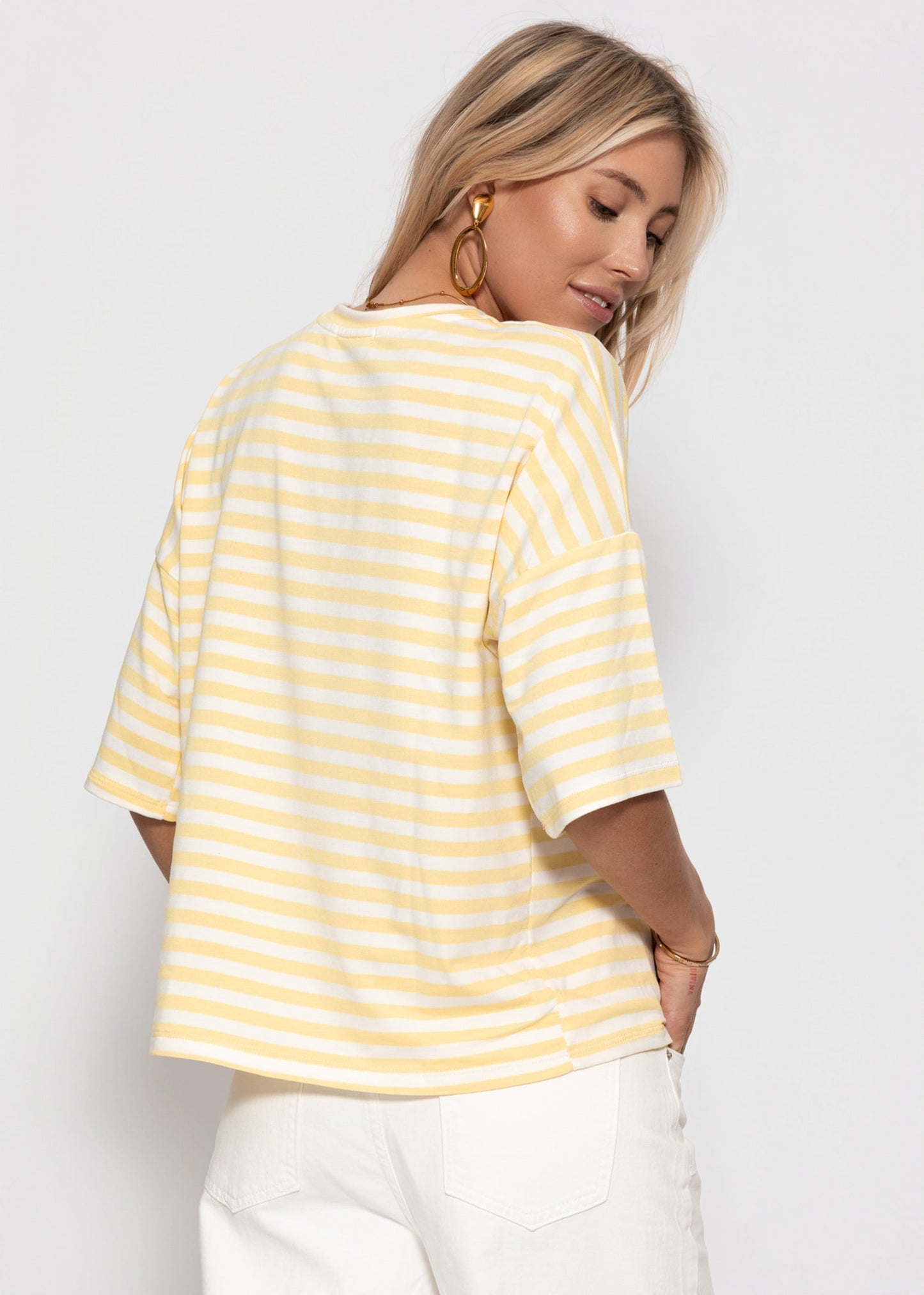 Edurne | Camiseta oversize a rayas · Amarillo y blanco