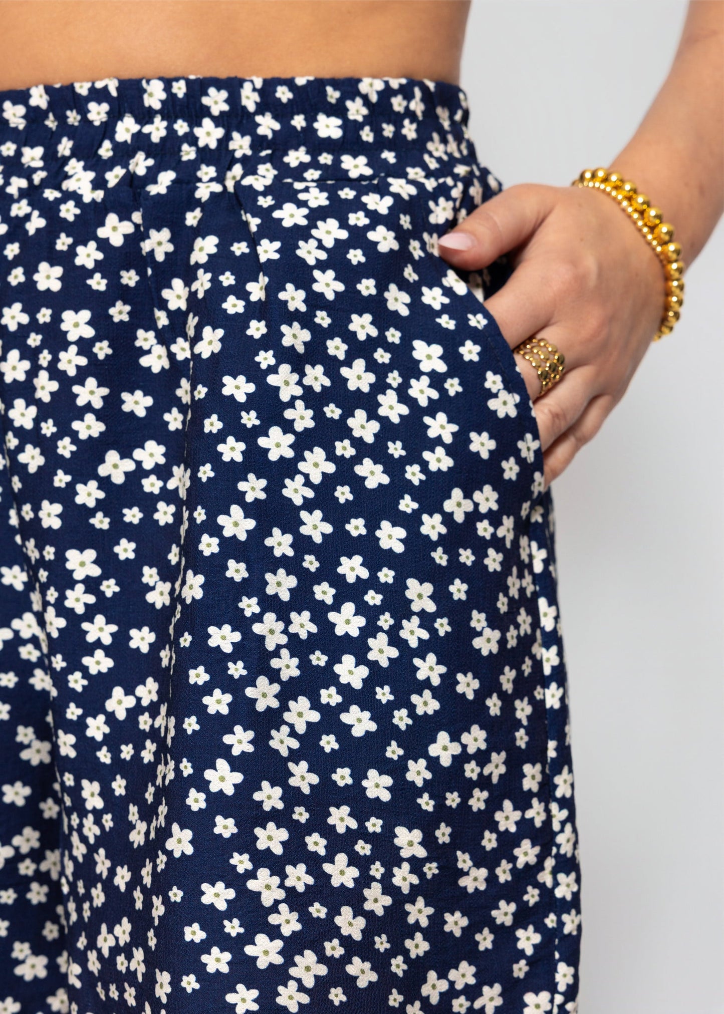 Salomé | Shorts floral · Azul