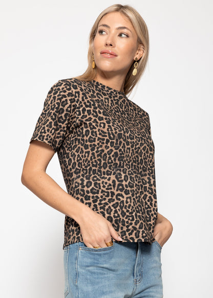 Perla | Camiseta estampado leopardo · Marrón