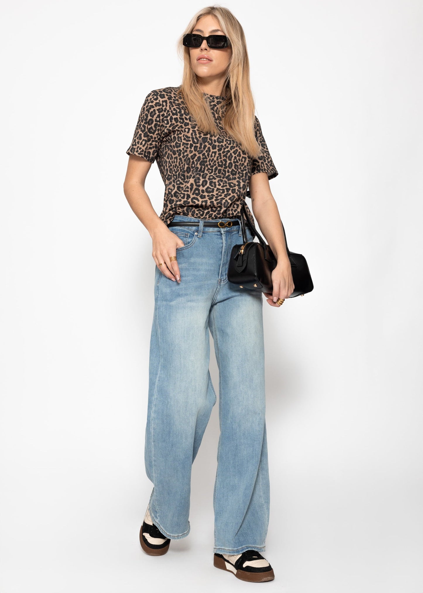Perla | Camiseta estampado leopardo · Marrón