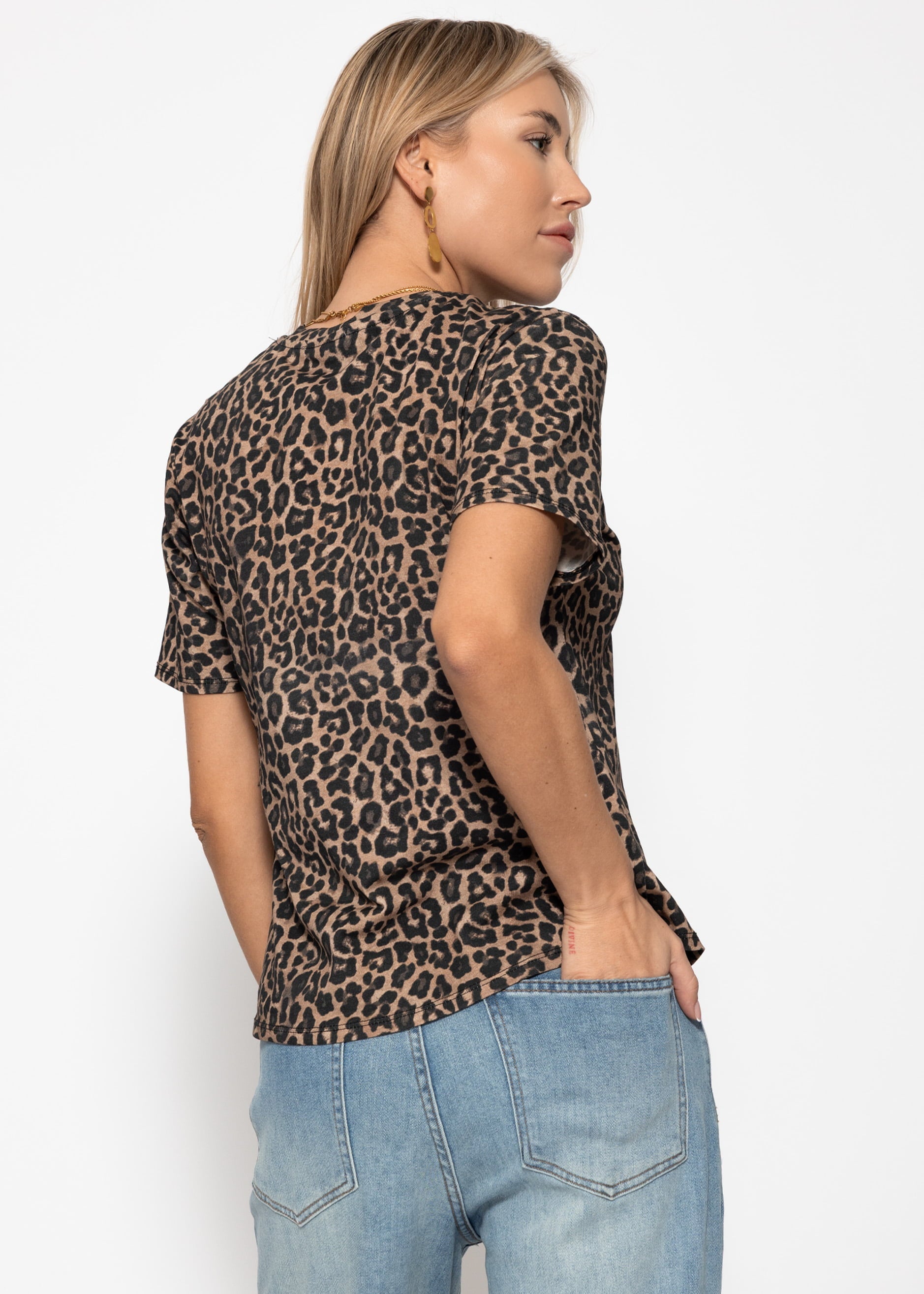 Perla | Camiseta estampado leopardo · Marrón