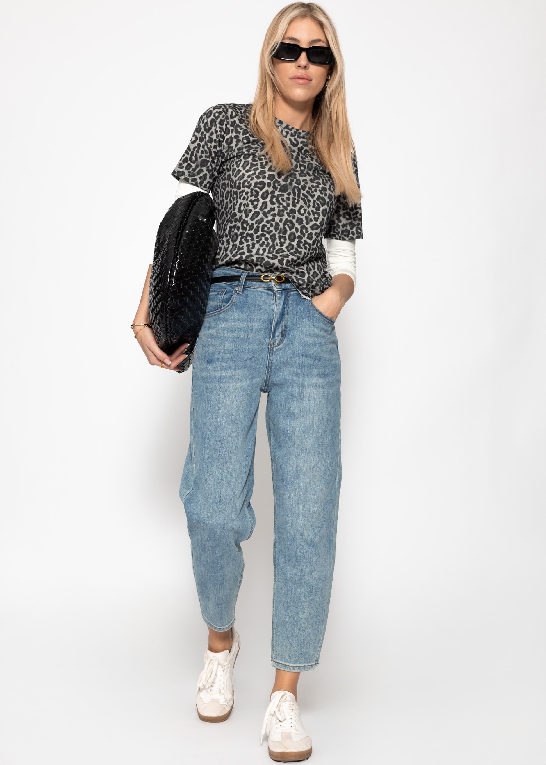 Perla | Camiseta estampado leopardo · Gris