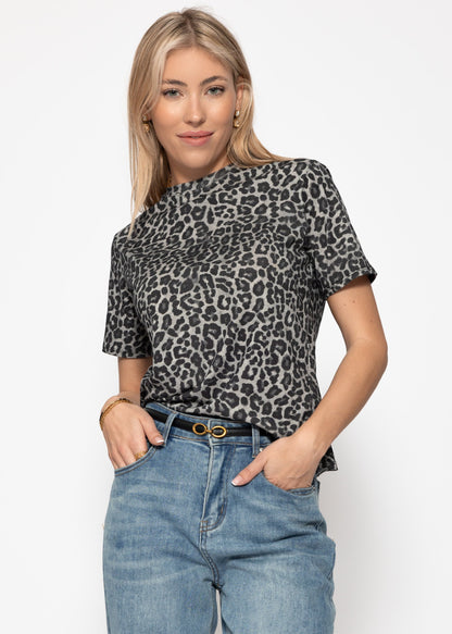 Perla | Camiseta estampado leopardo · Gris