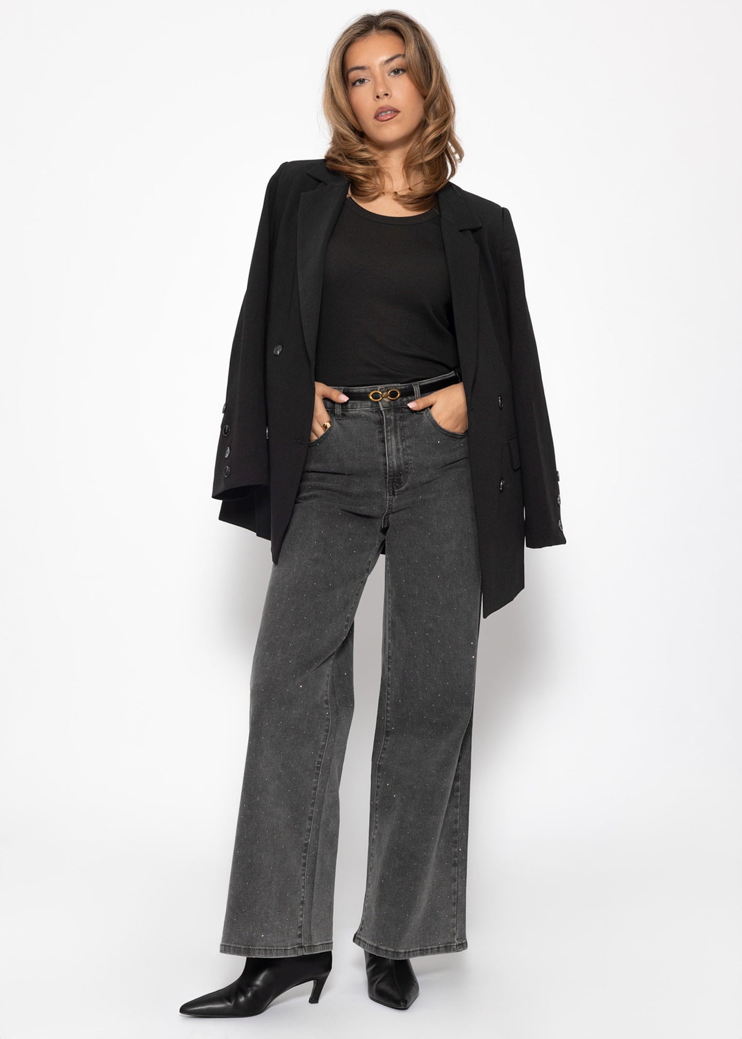 Leire | Top · Negro