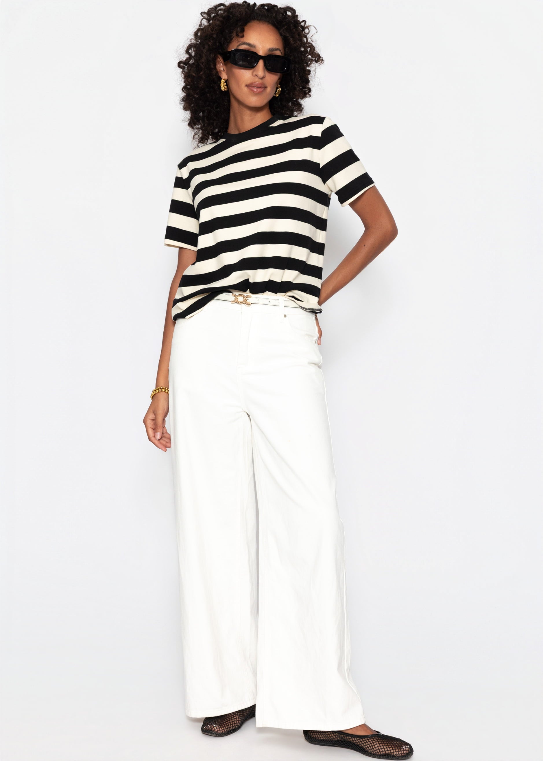 Maia | Camiseta a rayas · Negro y blanco roto